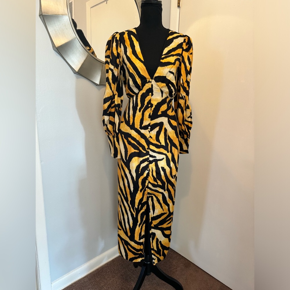 River island dress size 2